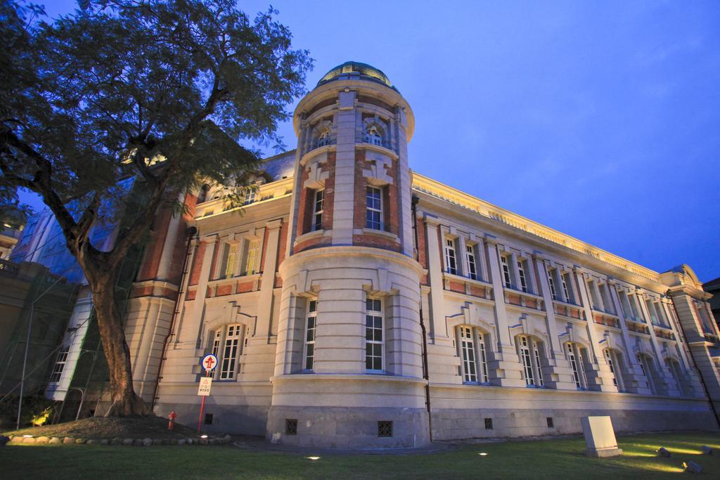 Lincoln Hotel Tainan Exterior photo